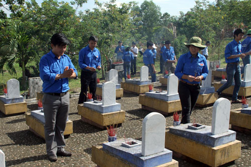 Hành trình thắp lửa truyền thống, tri ân nguồn cội tại Quảng Trị