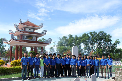 Hành trình thắp lửa truyền thống, tri ân nguồn cội tại Quảng Trị