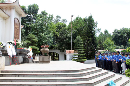 Hành trình thắp lửa truyền thống, tri ân nguồn cội tại Quảng Trị