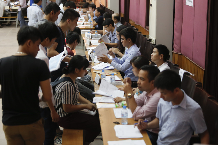 rộn ràng không khí nhập trường k66