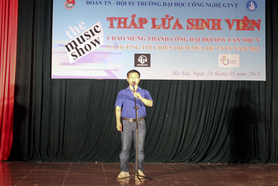 Thắp lửa sinh viên 2013