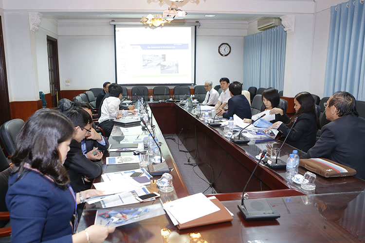 Tiếp và làm việc với công ty AGC - Nhật Bản