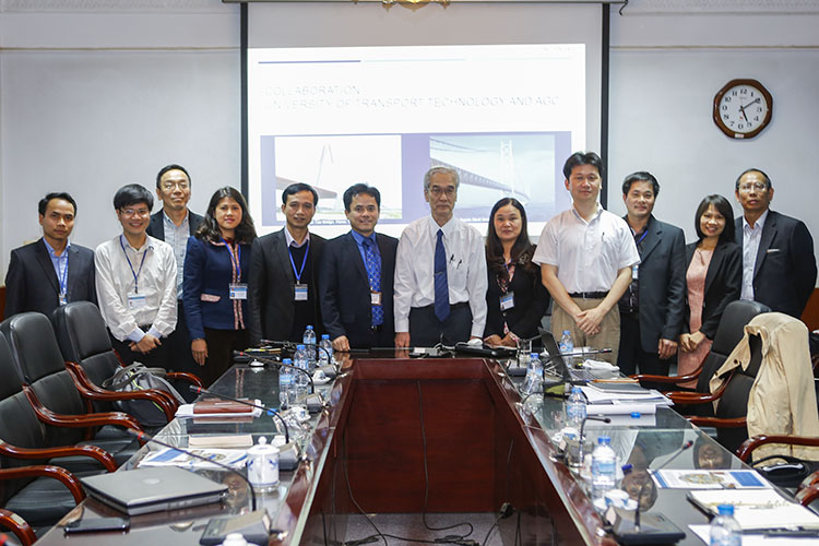 Tiếp và làm việc với công ty AGC - Nhật Bản