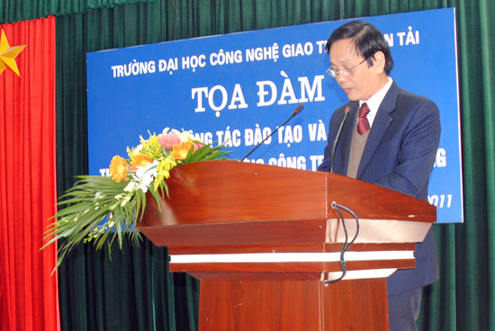 (utt.vn) Tọa đàm về công tác đào tạo, NCKH thuộc lĩnh vực xây dựng công trình giao thông