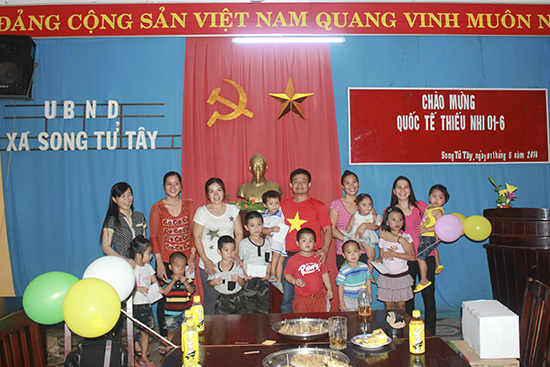 Hướng về biển đảo quê hương