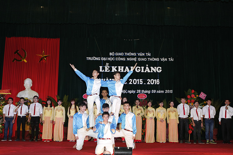 văn nghệ chào mừng khai giảng