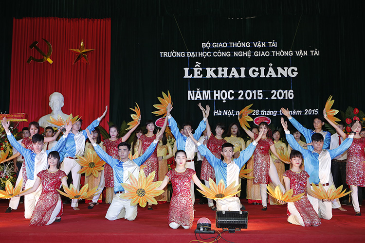 văn nghệ chào mừng khai giảng