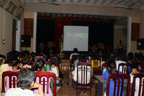 SVTN Cao đẳng GTVT hoạt động tình nguyện tại Tuyên Quang hè 2010