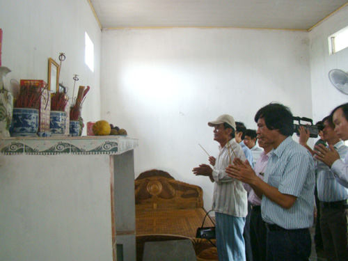 Đoàn đại biểu trường Cao đẳng GTVT về thăm Thôn Viên Đình- Ứng Hòa- Hà Đông cũ