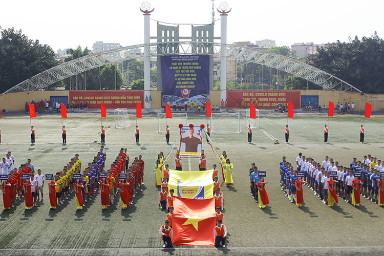 Vòng Chung kết giải bóng đá Mini toàn quốc ngành GTVT năm 2015 chính thức khai mạc