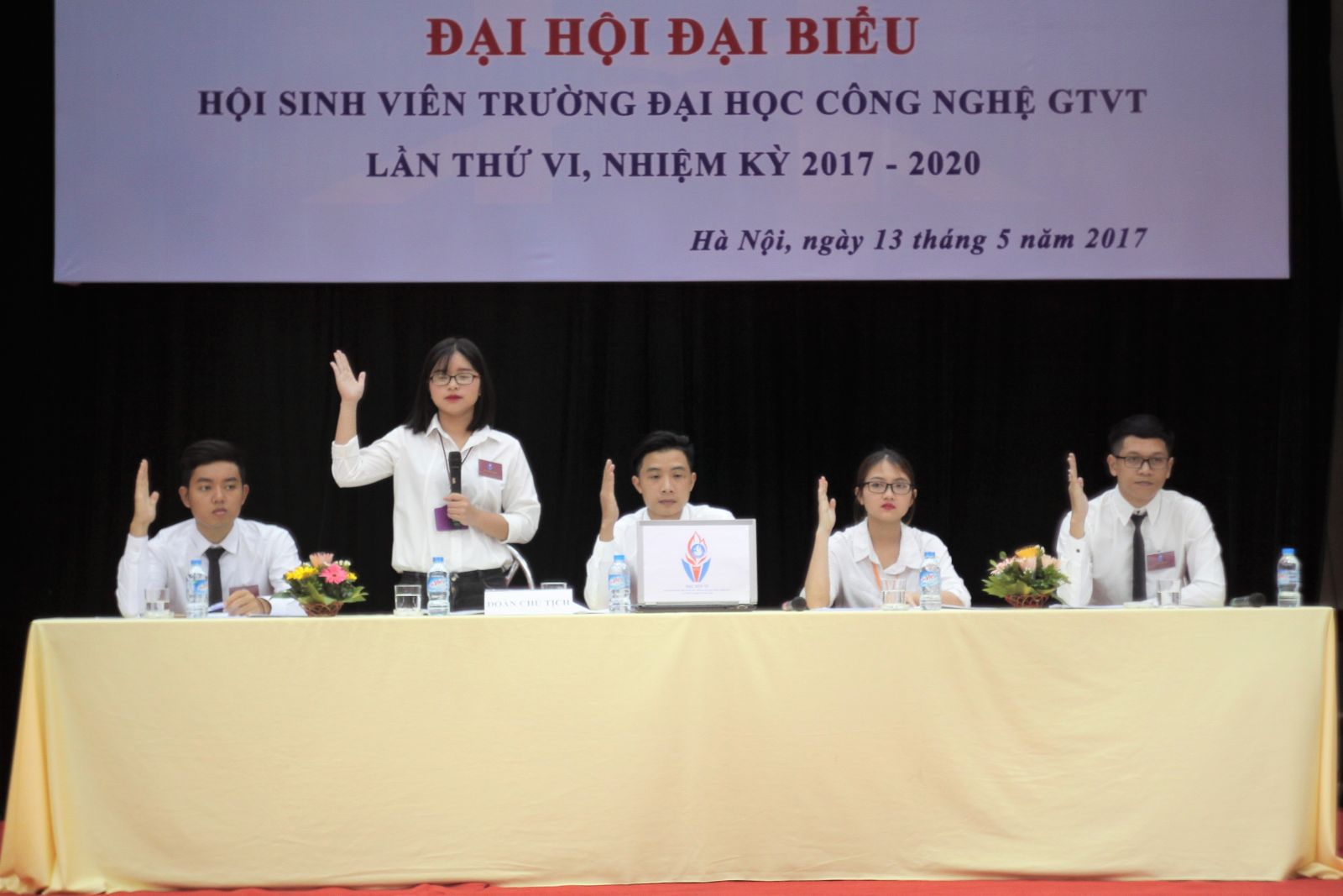 Đoàn Chủ tịch Đại hội Hội Sinh viên Trường khóa VI, nhiệm kỳ 2017-2020