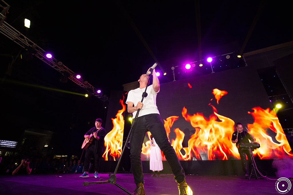 Đại nhạc hội Đêm giao thông Chào khóa 71