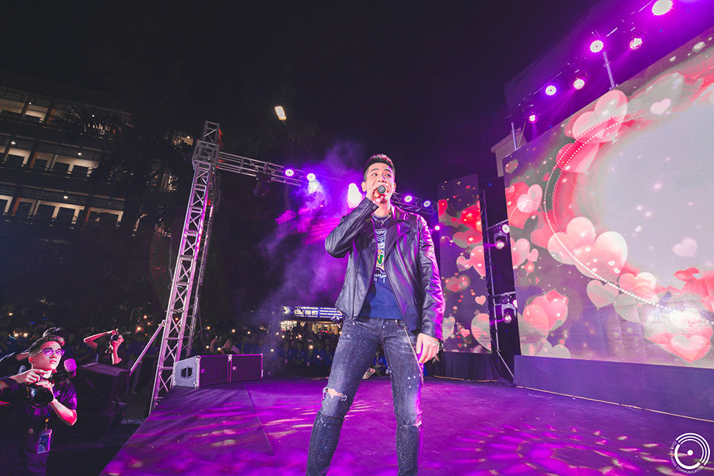 Đại nhạc hội Đêm giao thông Chào khóa 71