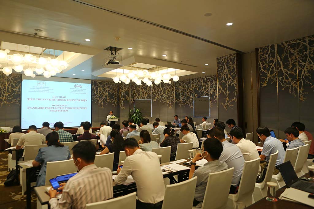Hội thảo có sự tham gia của các Nhà quản lý, chuyên gia và các Nhà khoa học về lĩnh vực xe điện