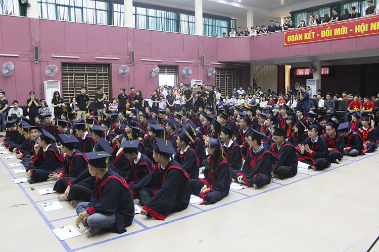 UTT Rung chuông vàng 2016