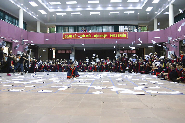 UTT Rung chuông vàng 2016