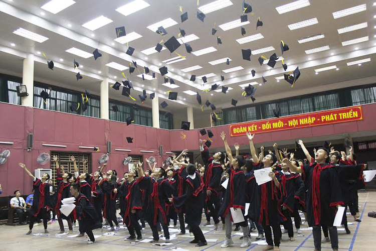 UTT Rung chuông vàng 2016