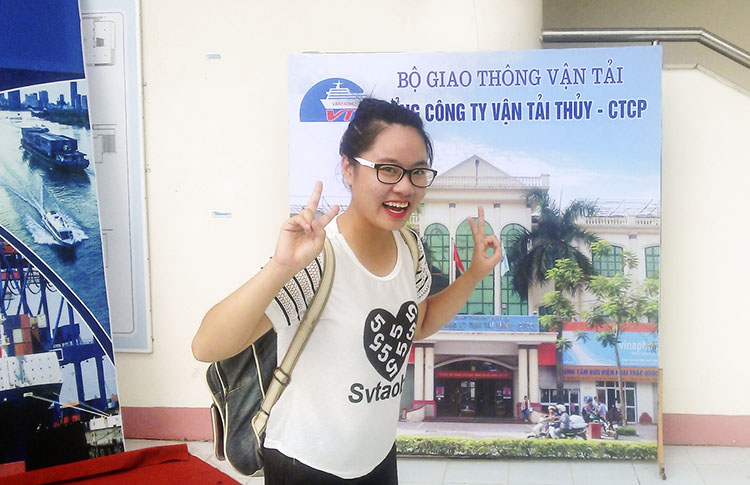 Sinh viên Phạm Huyền Mai