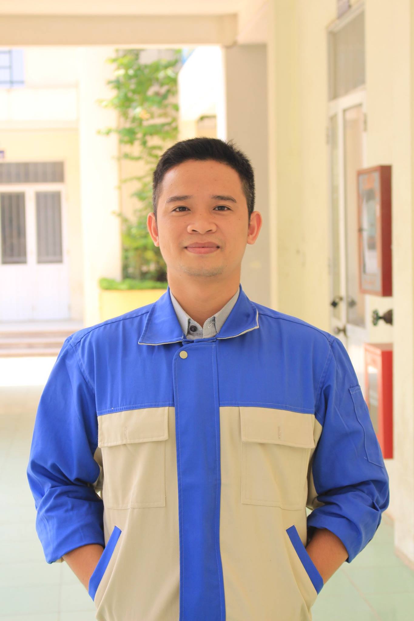 Thay đổi avatar. Nên chọn ảnh kích thước 180 x 180