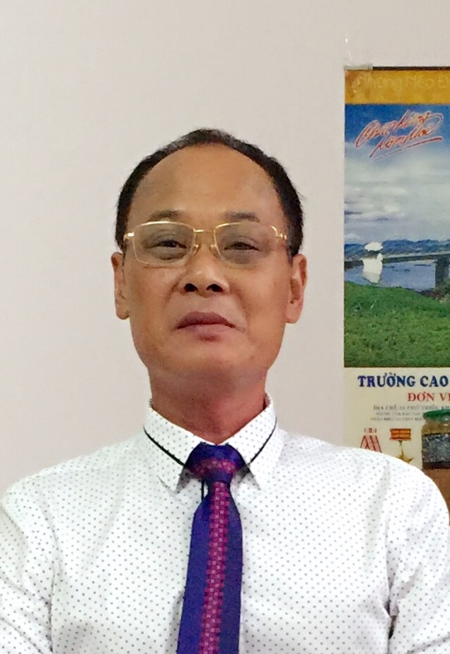 Thay đổi avatar. Nên chọn ảnh kích thước 140 x 140 Công Minh Quang