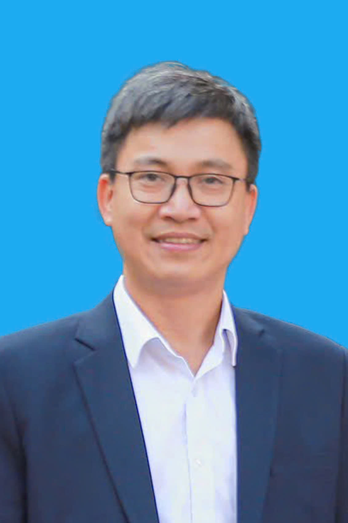 Thay đổi avatar. Nên chọn ảnh kích thước 140 x 140 Trần Thế Tuân