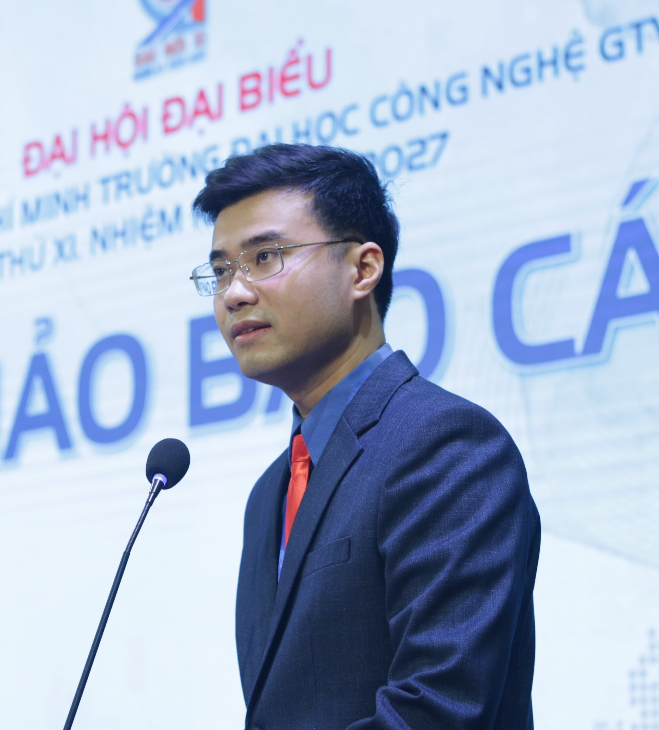 Nguyễn Huy Hùng