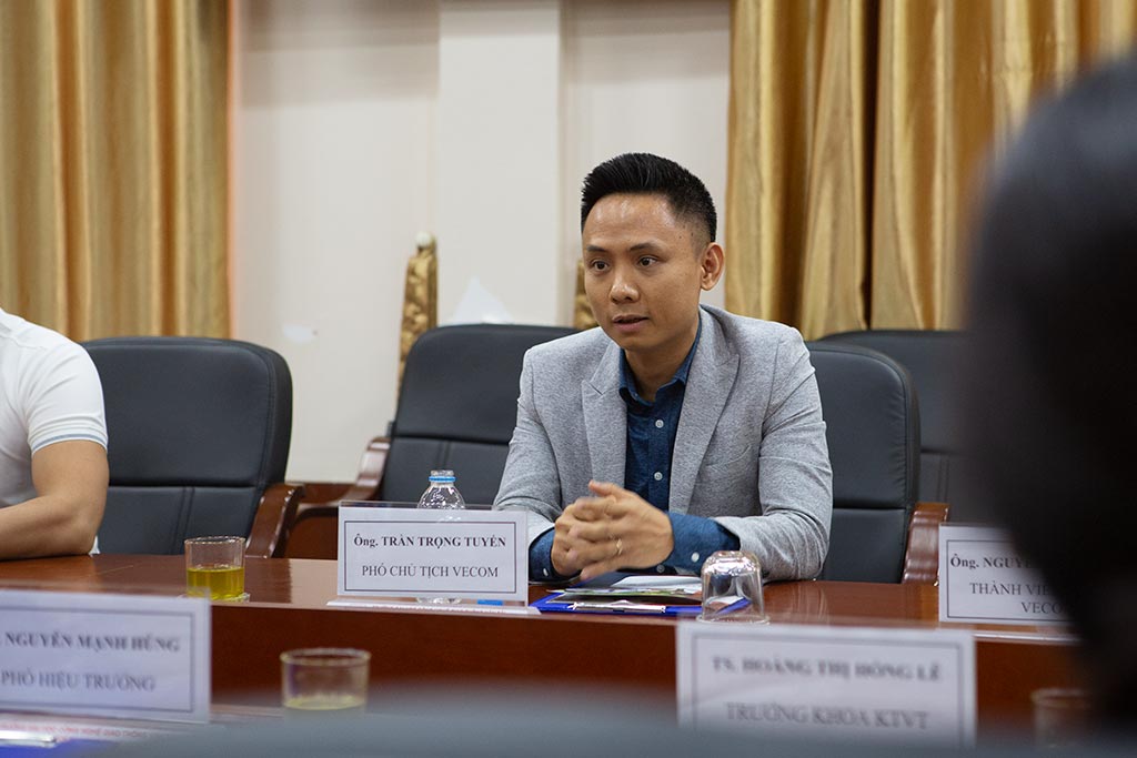 Trường ĐH Công nghệ GTVT ký thỏa thuận hợp tác với Hiệp hội thương mại ...