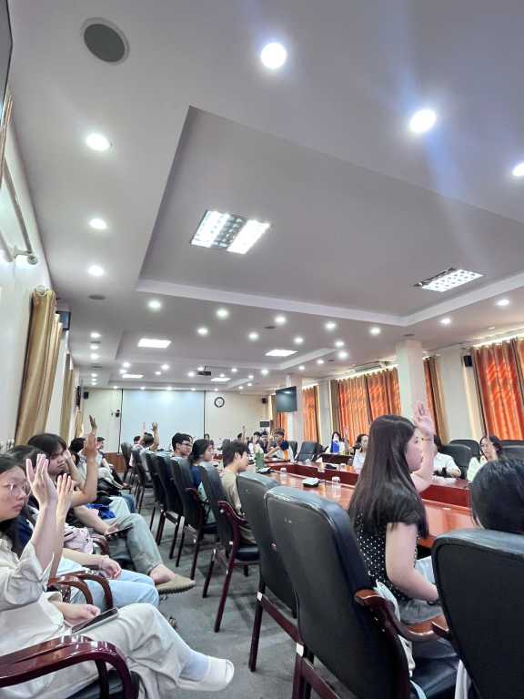 UTT tổ chức tọa đàm nâng cao hiệu quả hoạt động sinh viên