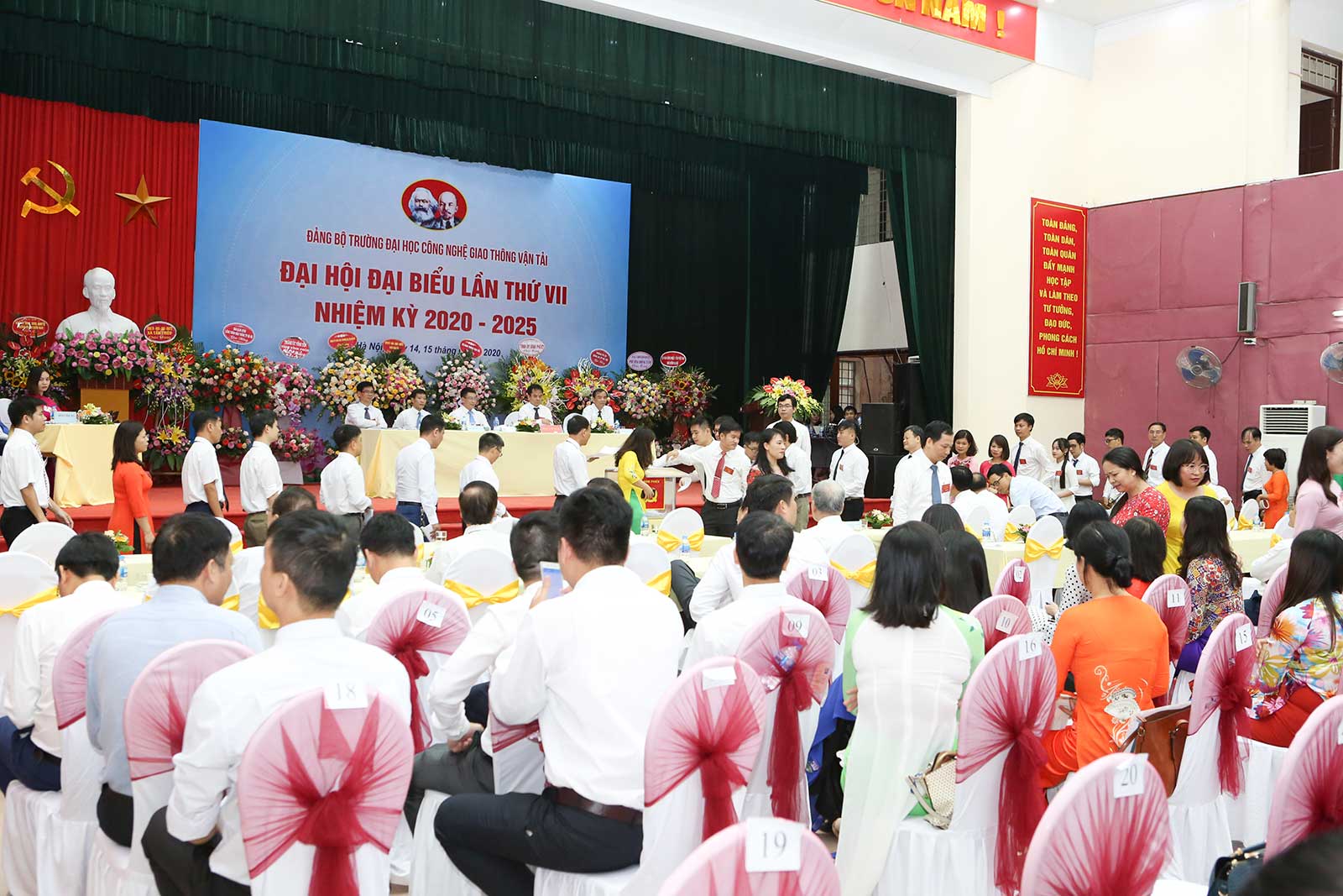 Ban chấp hành Đảng bộ Trường Đại học Công nghệ Giao thông vận tải khóa VII, nhiệm kỳ 2020-2025