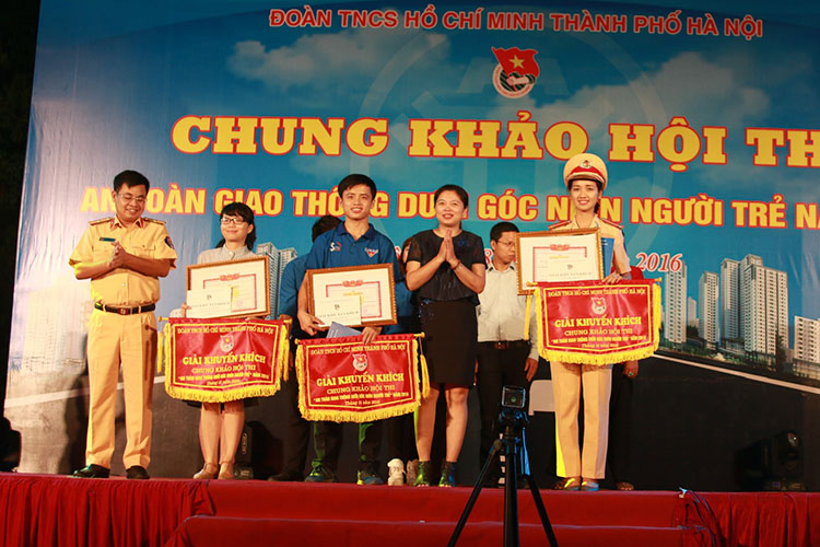 UTT tham gia vòng chung khảo hội thi  An toàn giao thông dưới góc nhìn người trẻ  năm 2016