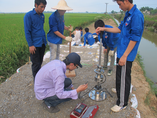 Hội thảo ứng dụng công nghệ Do- Nou trong xây dựng đường giao thông nông thôn ở Việt Nam