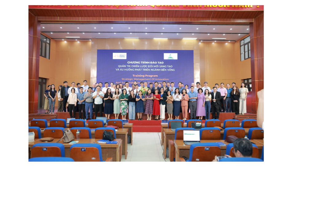 Tăng cường năng lực quản trị đổi mới sáng tạo, hướng tới phát triển ngành bền vững