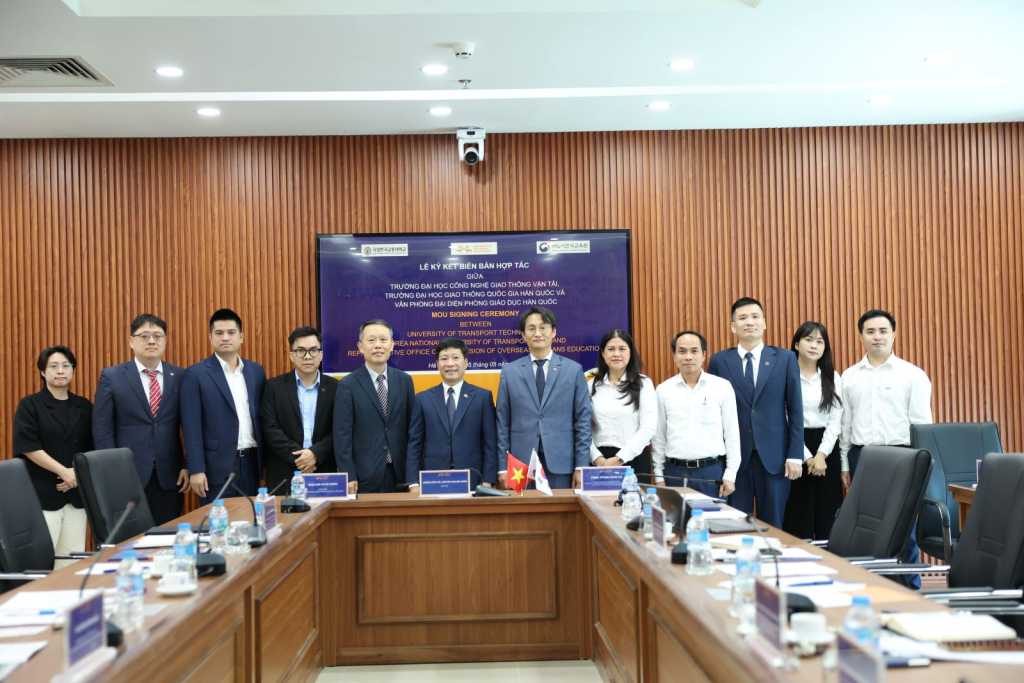 UTT ký kết hợp tác với Đại học Quốc gia Giao thông Hàn Quốc và Văn phòng đại diện Giáo dục Hàn Quốc, thúc đẩy đào tạo nguồn nhân lực quốc tế chất lượng cao