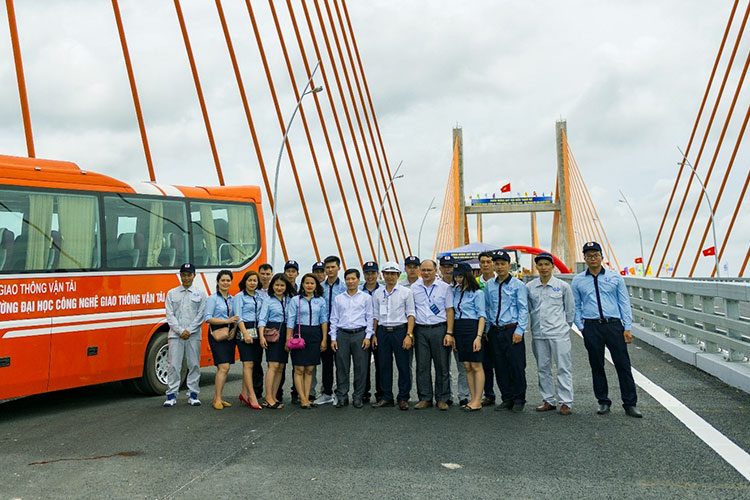 Trường Đại học Công nghệ GTVT tham gia đào tạo nhân lực quản lý khai thác vận hành cầu Bạch Đằng kết nối tuyến đường cao tốc Hạ Long - Hải Phòng