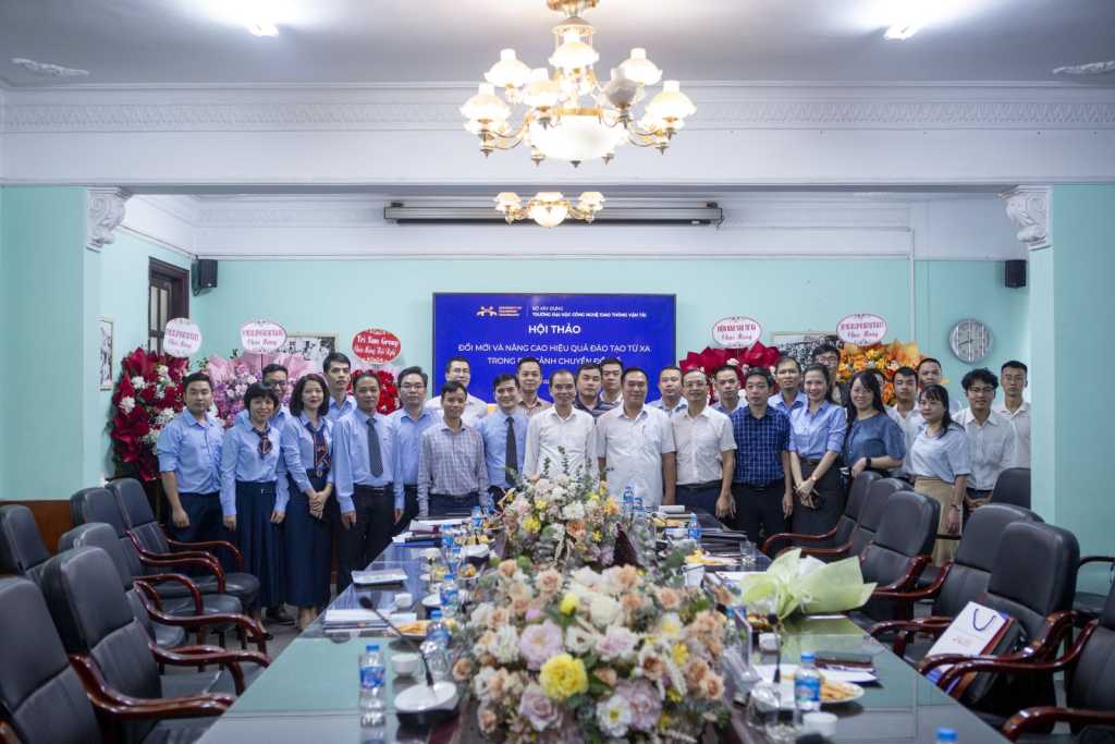 Đổi mới và nâng cao hiệu quả đào tạo từ xa trong bối cảnh chuyển đổi số tại UTT