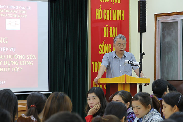 Khai giảng Khoá đào tạo nghiệp vụ Hạt trưởng & Duy tu sửa chữa bảo dưỡng cầu đường bộ, xây dựng công trình giao thông thủy lợi