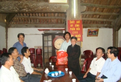 Đoàn đại biểu nhà trường về thăm Thôn Viên Đình- Ứng Hòa- Hà Đông cũ