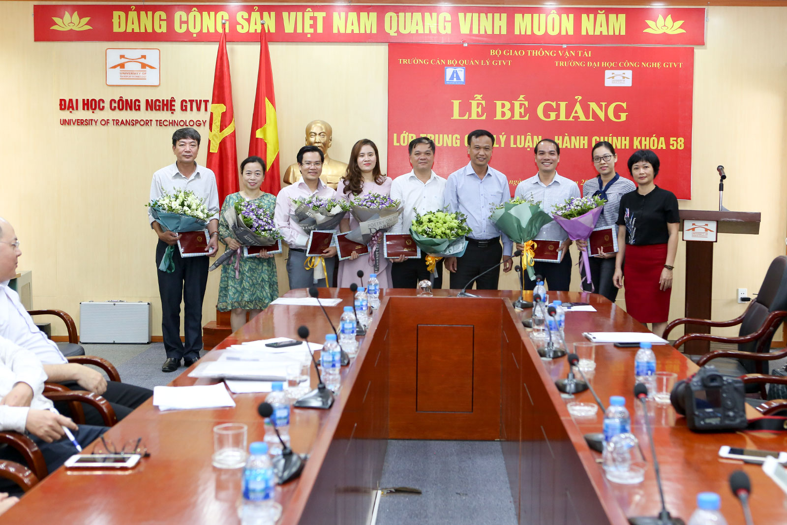 Thông báo tuyển sinh Trung cấp Lý luận chính trị - hành chính (Hệ không tập  trung)