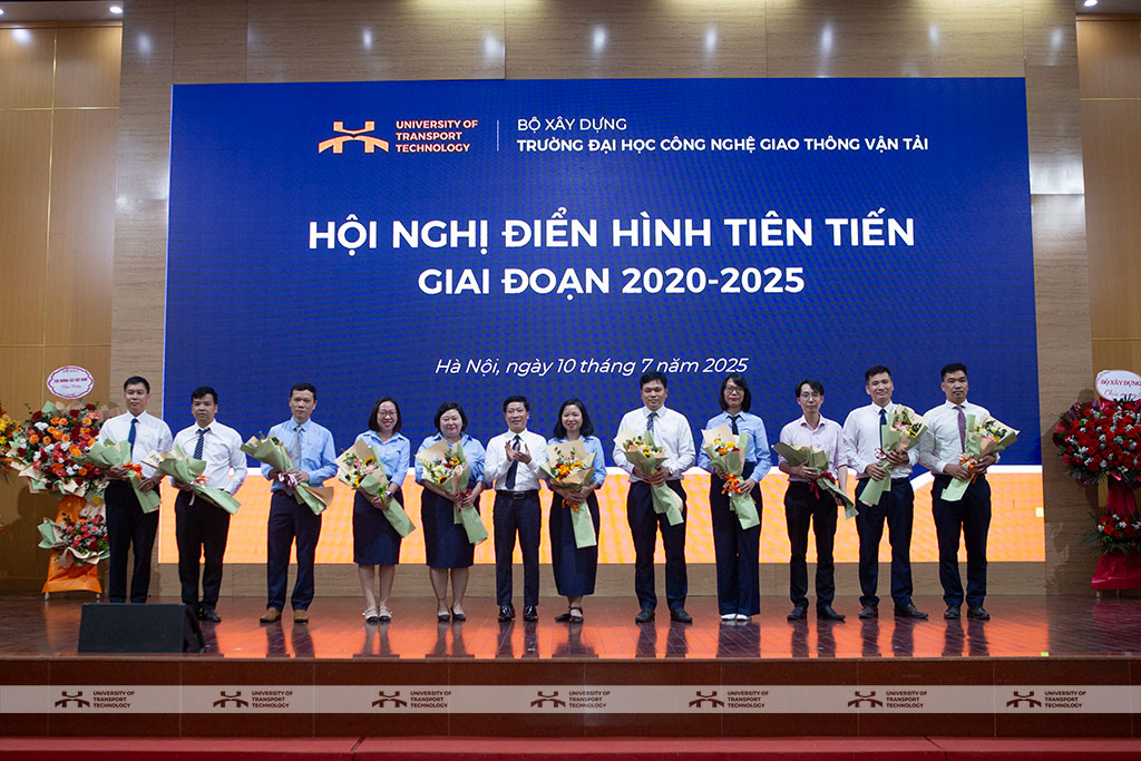 Hội nghị điển hình tiên tiến giai đoạn 2020-2025