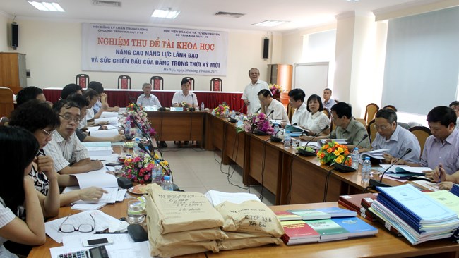 Thông báo Tổ chức nghiệm thu đề tài NCKH cấp trường năm học 2015 - 2016