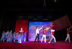 Trường Đại học Công nghệ GTVT đạt giải nhất Cuộc thi Tiếng hát Ngành GTVT cụm thi số 5