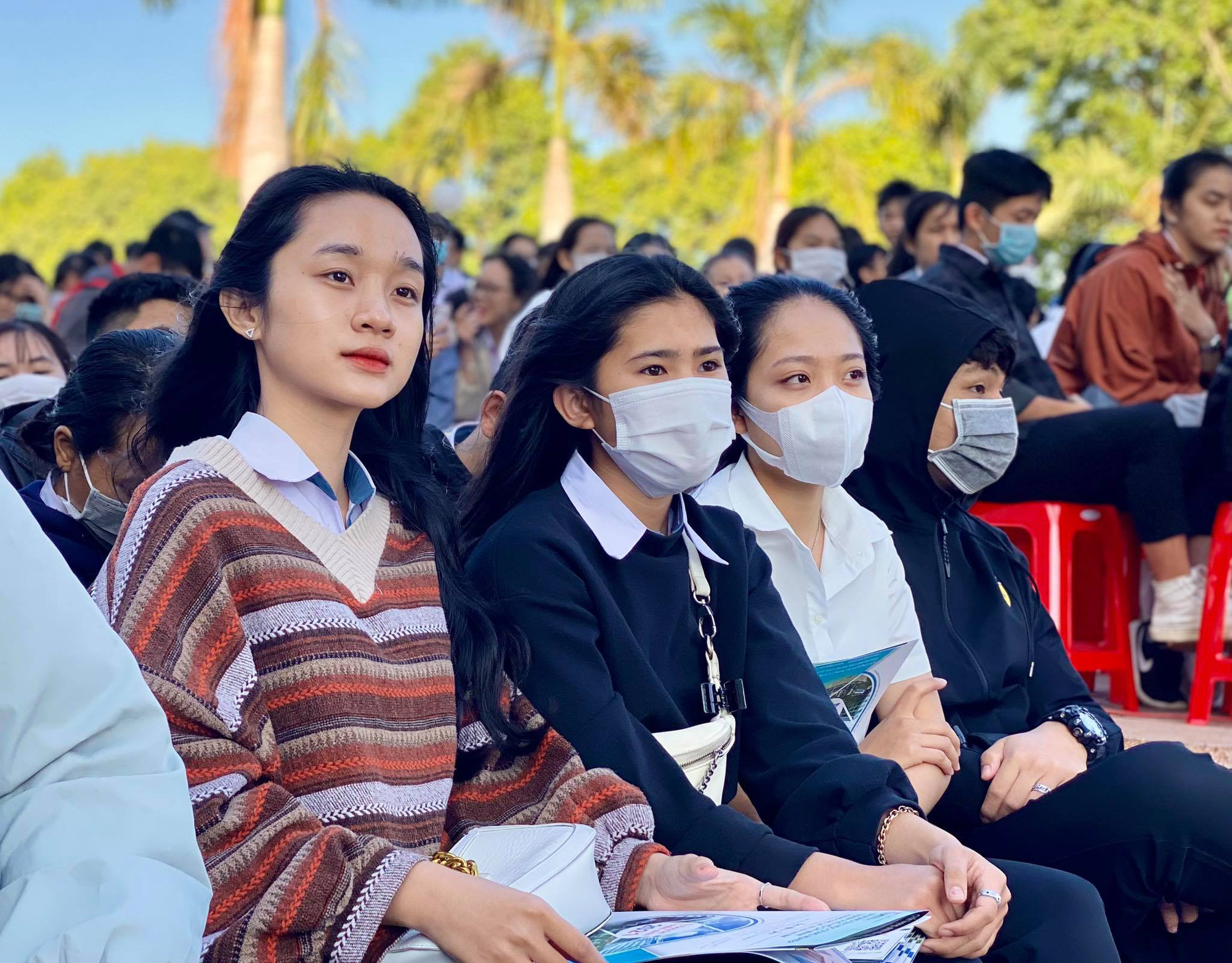 Tuyển sinh đại học 2021: Bộ GD-ĐT công bố mẫu phiếu đăng ký thi tốt nghiệp và xét tuyển đại học