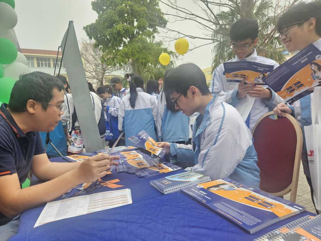 UTT Participates in the 2026 University Admission and Career Counseling Day in Nghe An and Thanh Hoa