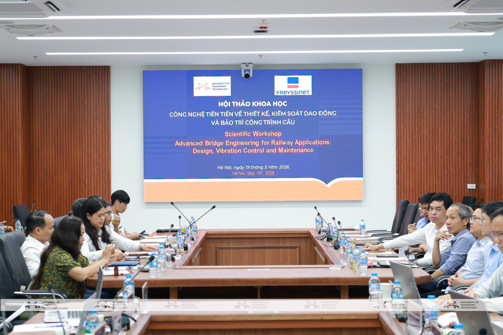 Hội thảo khoa học “Công nghệ tiên tiến về thiết kế, kiểm soát dao động và bảo trì công trình cầu”