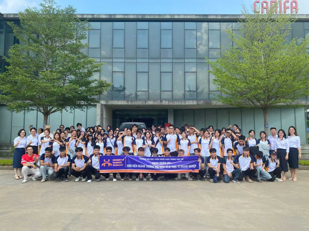 Factory tour 2025 - Trải nghiệm thực tế của sinh viên ngành Thương mại điện tử