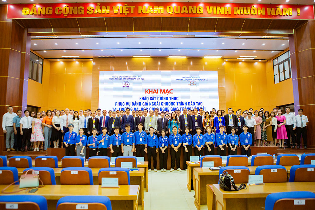 Khai mạc Khảo sát chính thức phục vụ đánh giá ngoài chương trình đào tạo tại Trường Đại học Công nghệ GTVT