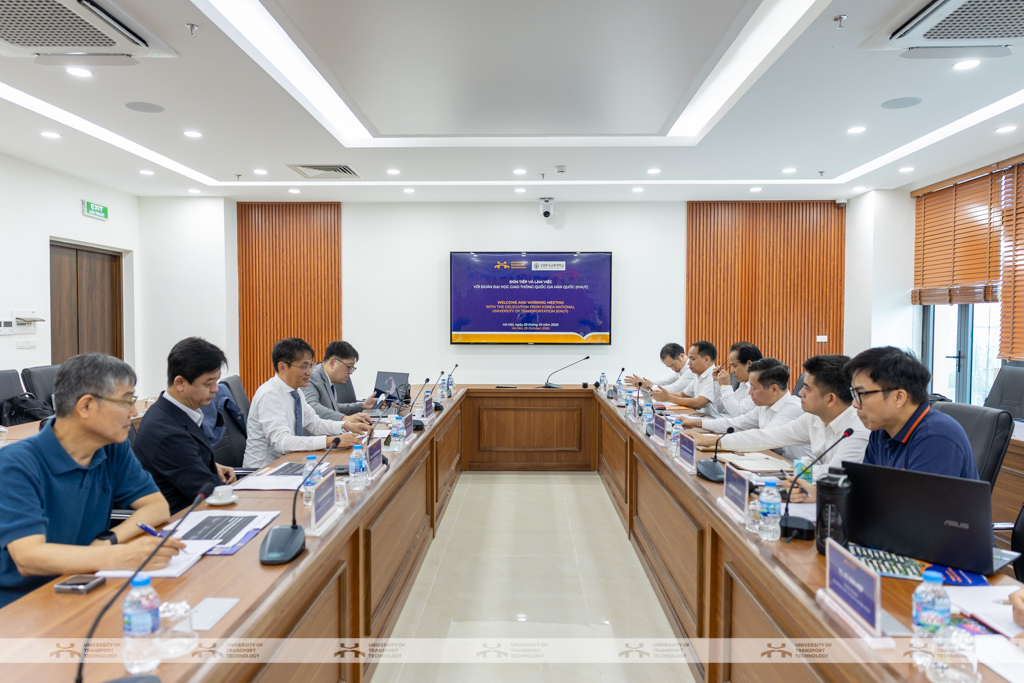 UTT tiếp và làm việc với đoàn Đại học Giao thông Quốc gia Hàn Quốc (KNUT)