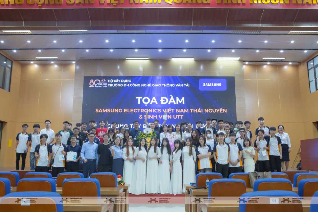 Tọa đàm Chung tay bảo tồn nguồn nước: Bước đi bền vững vì tương lai xanh