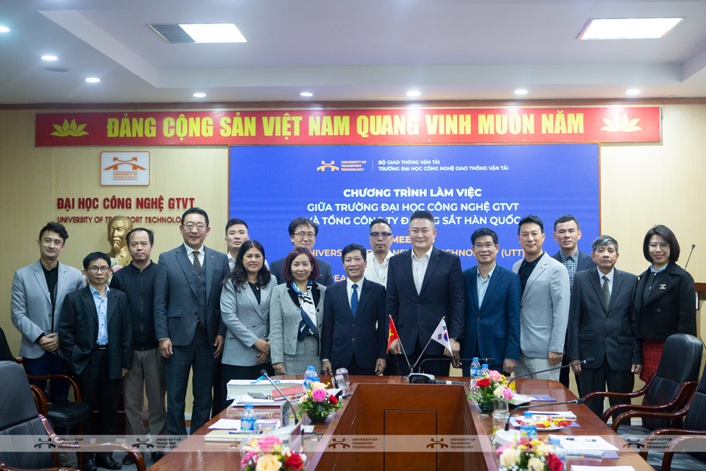 The university leadership received and worked with the delegation of South Korean experts in the railway sector