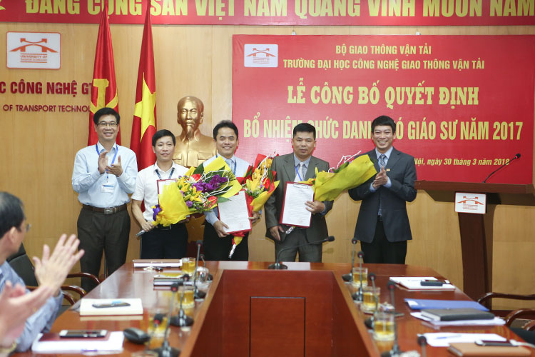 Lễ công bố Quyết định bổ nhiệm chức danh Phó Giáo sư năm 2017